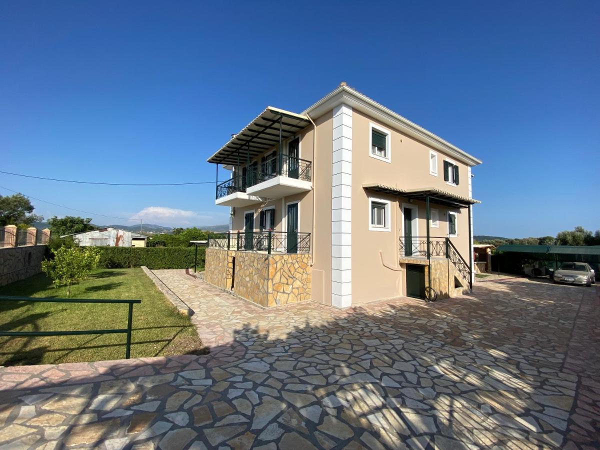 Апартаменти Tasos Cozy House Kalligoni Екстер'єр фото