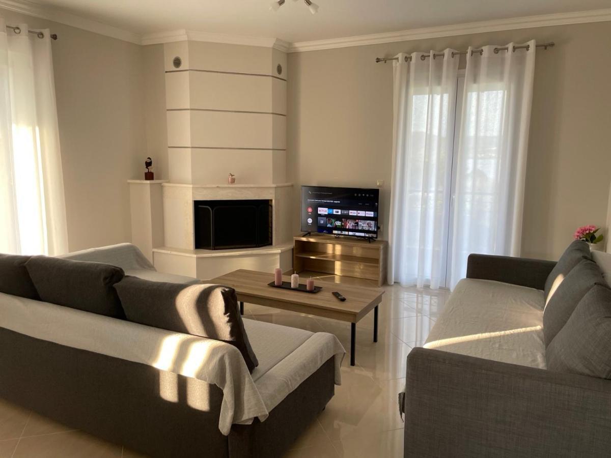 Апартаменти Tasos Cozy House Kalligoni Екстер'єр фото