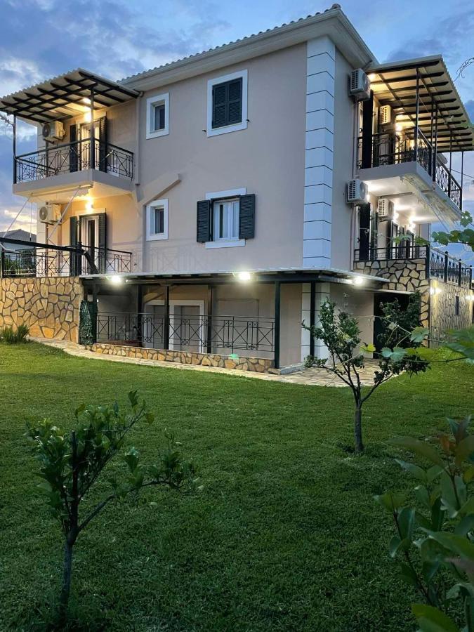 Апартаменти Tasos Cozy House Kalligoni Екстер'єр фото
